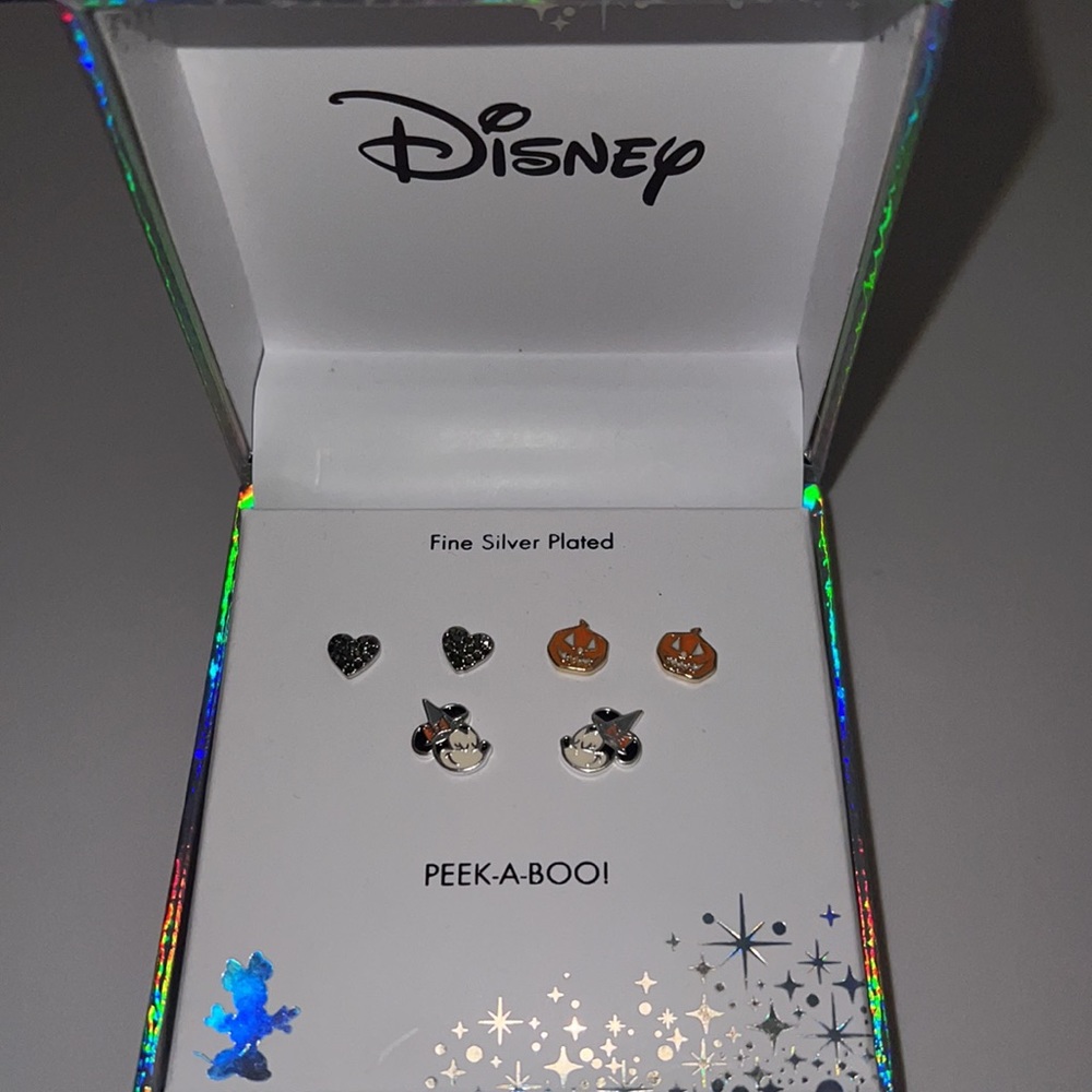 NIB Disney Peek-A-Boo! 3 pc Minnie Mouse stud earrings set- Halloween